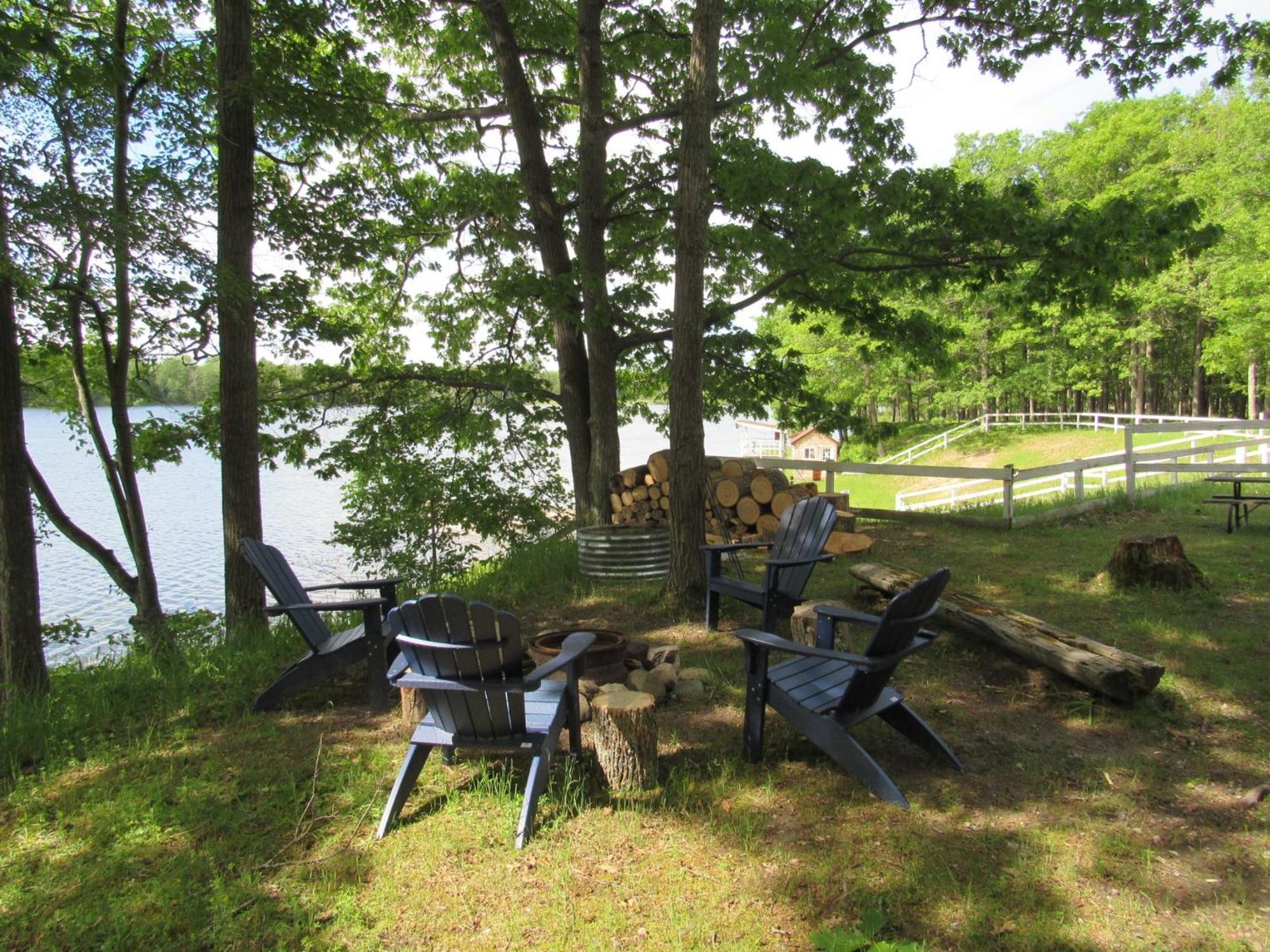 Lake House Lodge Lupton Zewnętrze zdjęcie